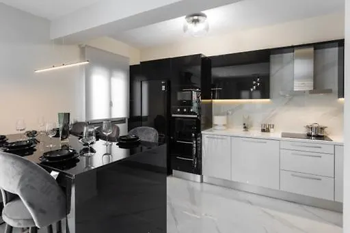 Black Diamond Αργοστόλι