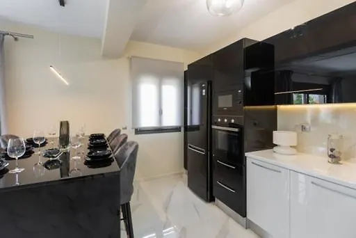 Black Diamond Αργοστόλι