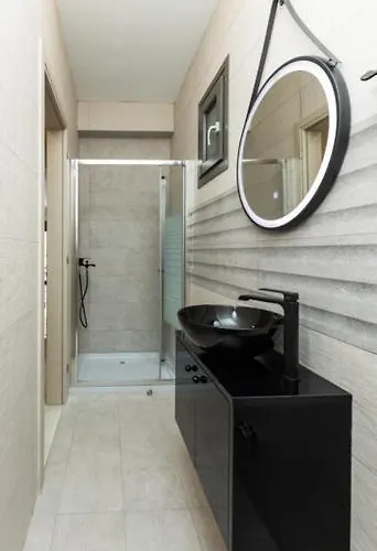 Black Diamond Apartament *